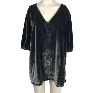 LOFT PLUS- WOMEN'S 18 - BLACK CHARCOAL SHORT SLEEVE VELOUR HOLIDAY TOP SHIRT